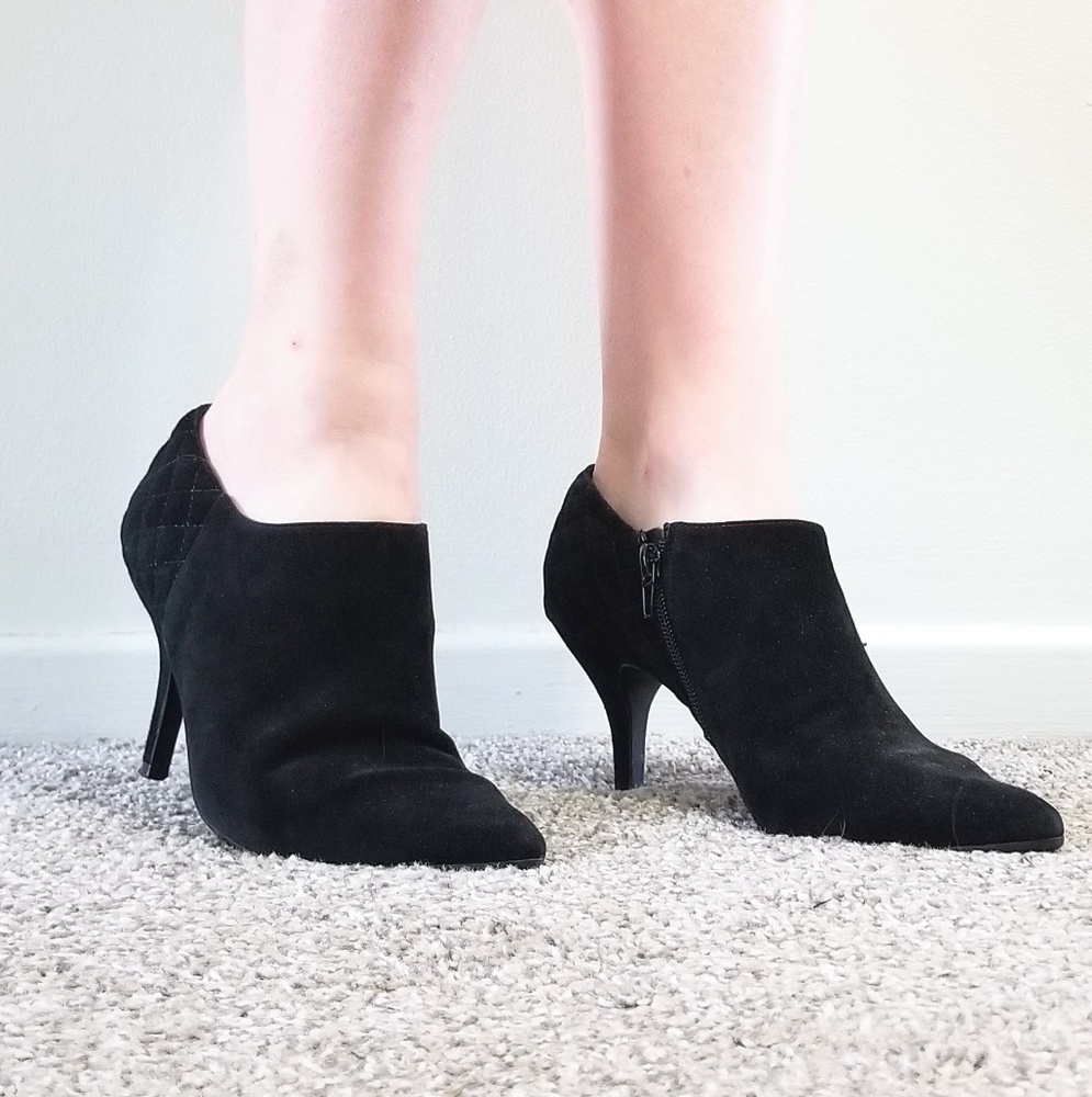 VAN ELI Black Ankle Booties